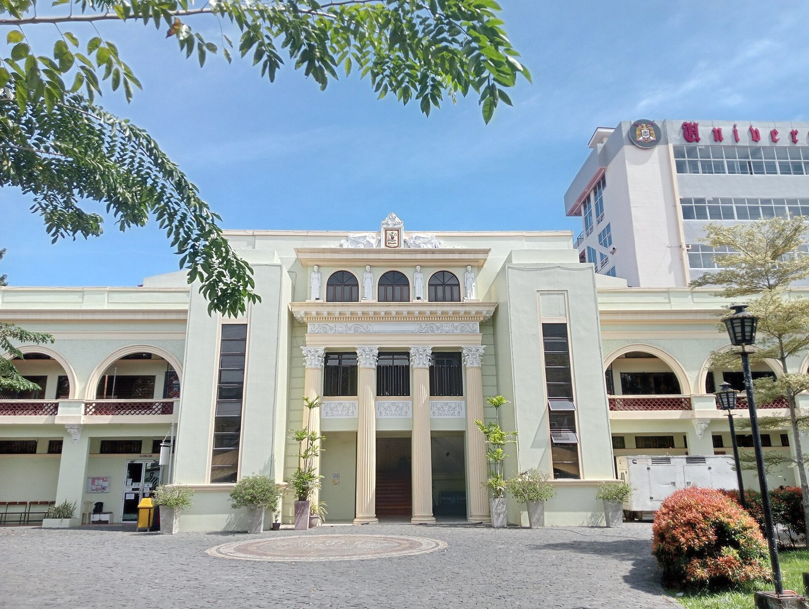 University of San Agustin